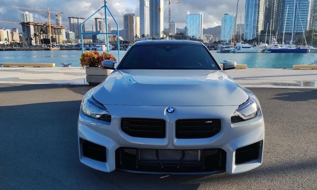 Picture of the car https://ppsphotos.s3.us-west-2.amazonaws.com/bmwM22024_3/image4.jpg