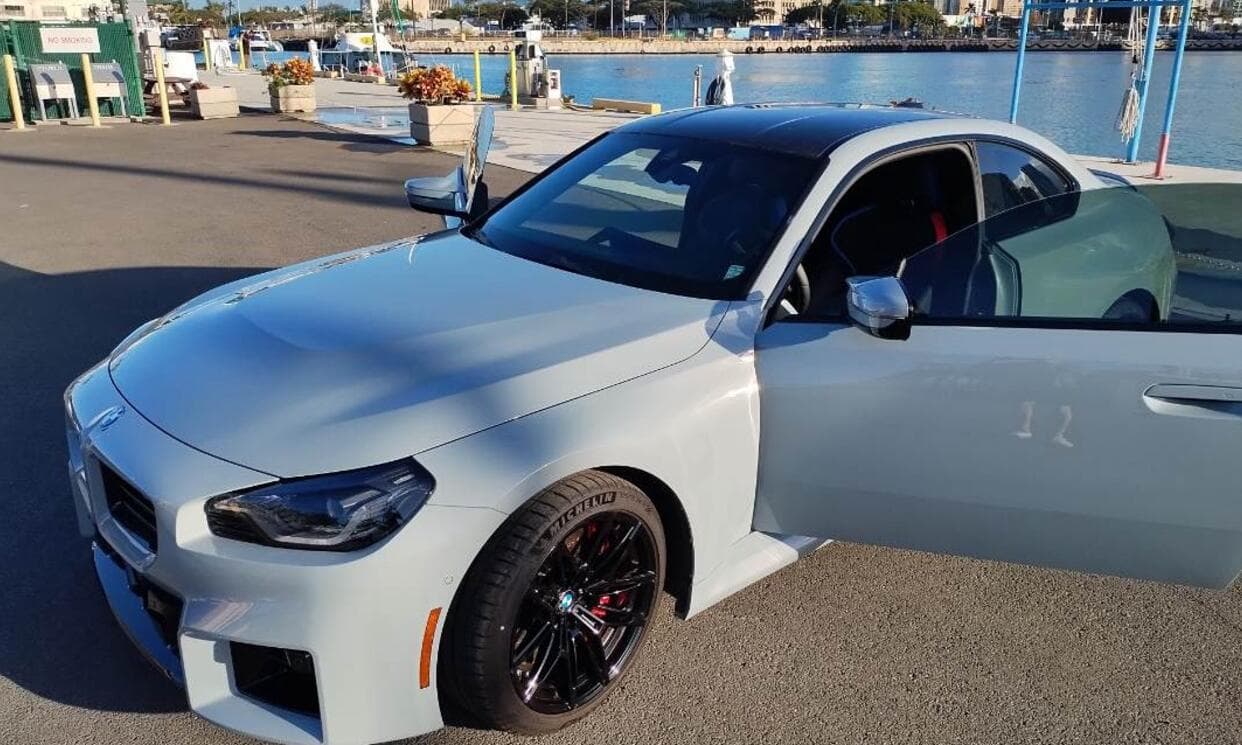 Picture of the car https://ppsphotos.s3.us-west-2.amazonaws.com/bmwM22024_3/image6.jpg