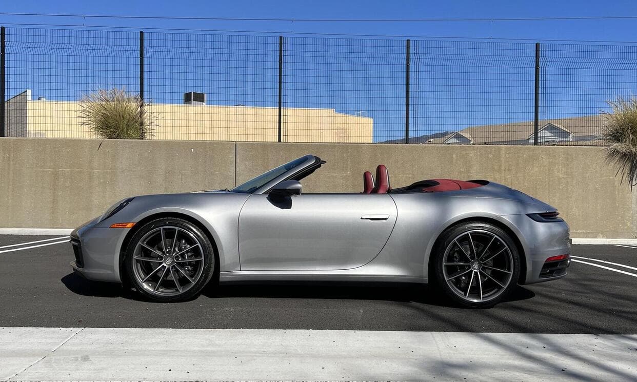 Picture of the car https://ppsphotos.s3.us-west-2.amazonaws.com/porsche9112023_30/image3.jpg